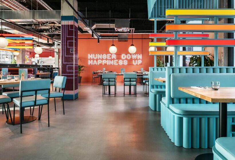 هتل The Social Hub Berlin Alexanderplatz