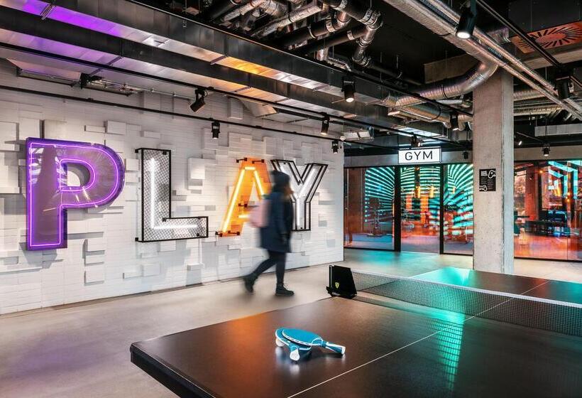 هتل The Social Hub Berlin Alexanderplatz