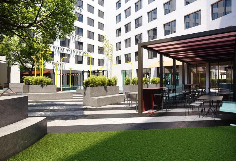 هتل The Social Hub Berlin Alexanderplatz