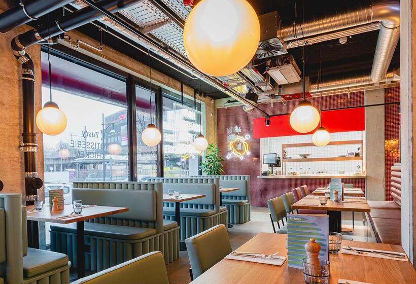 هتل The Social Hub Berlin Alexanderplatz