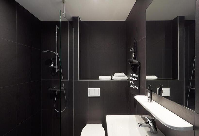 هتل The Social Hub Berlin Alexanderplatz