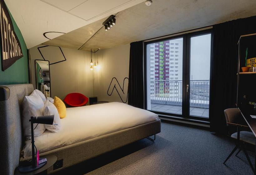 هتل The Social Hub Berlin Alexanderplatz