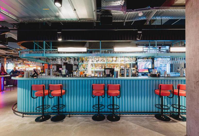 هتل The Social Hub Berlin Alexanderplatz