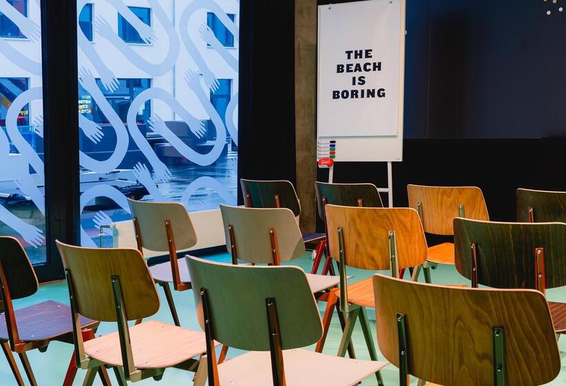 هتل The Social Hub Berlin Alexanderplatz