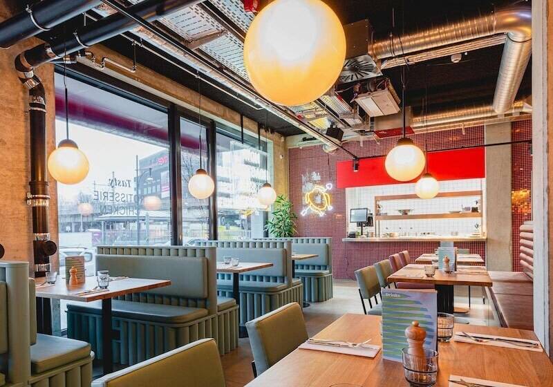 هتل The Social Hub Berlin Alexanderplatz