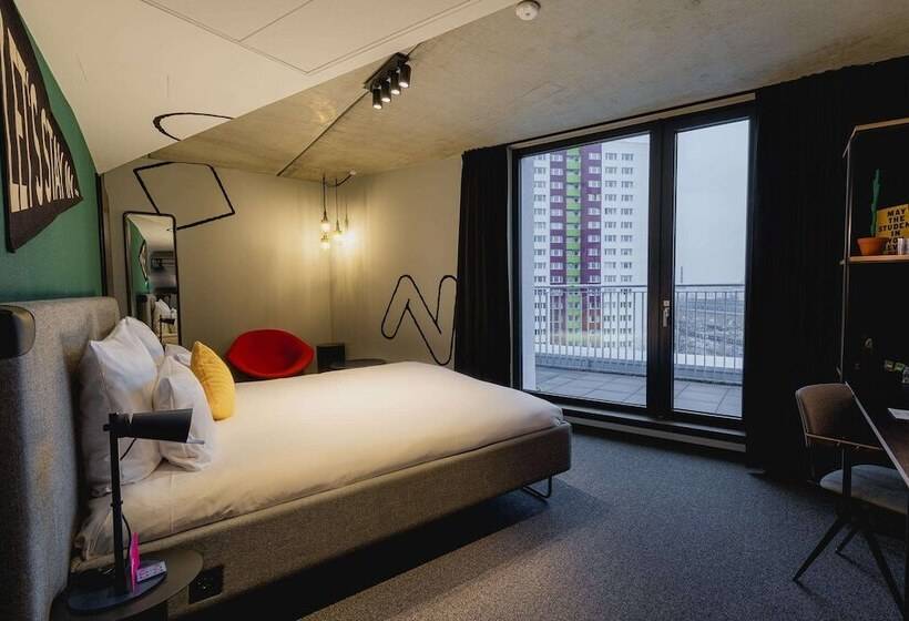 هتل The Social Hub Berlin Alexanderplatz