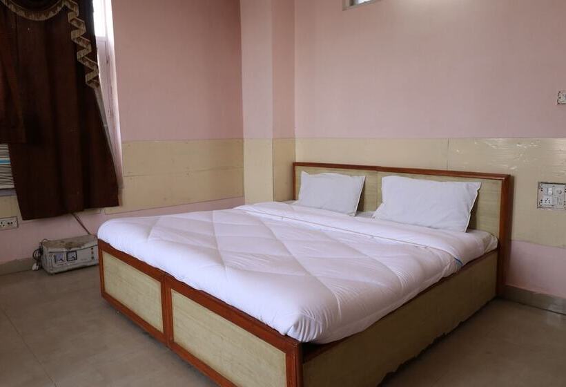 Spot On 37324 Hotel Grace