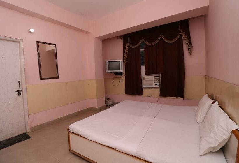 Spot On 37324 Hotel Grace