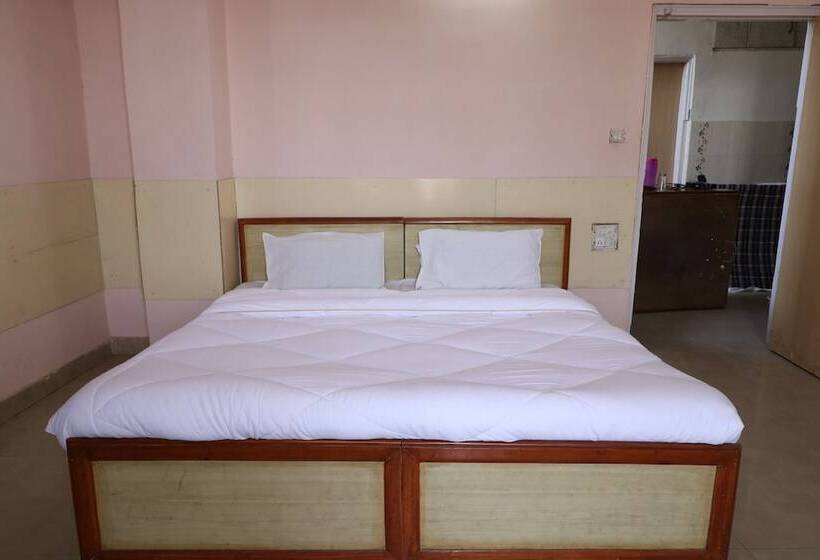 Spot On 37324 Hotel Grace