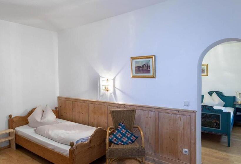 هاستل Fischerstüberl Attel