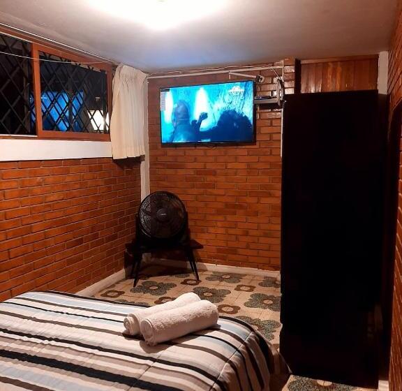 هاستل Casa Montemira