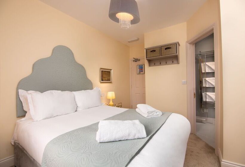 Bed and Breakfast Caboose