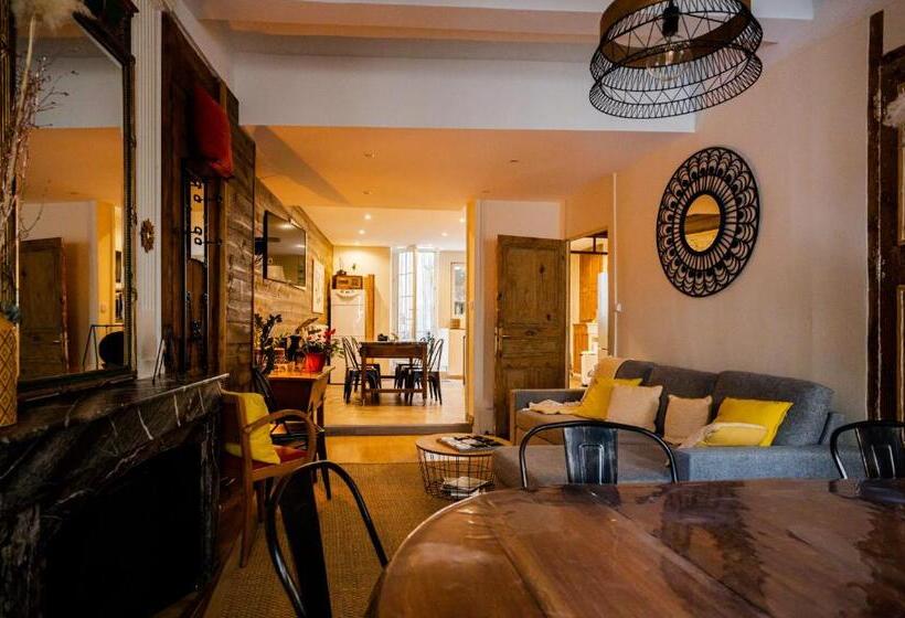 مبيت وإفطار Gîte Le Pied Du Géant   Local Sécurisé Pour Les Vélos