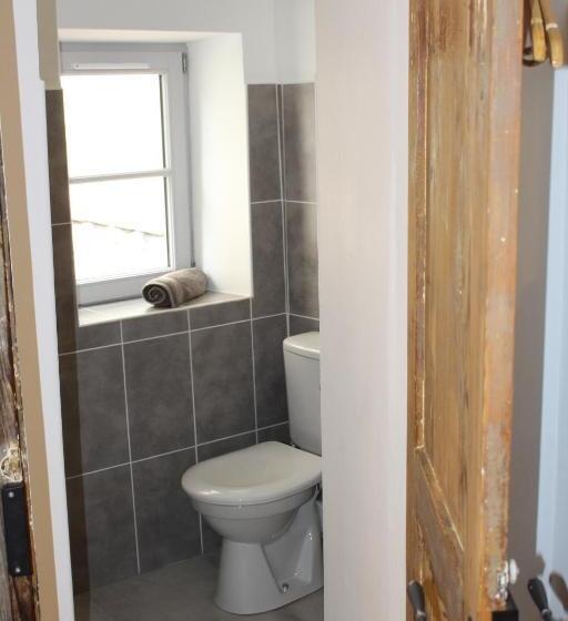 مبيت وإفطار Gîte Le Pied Du Géant   Local Sécurisé Pour Les Vélos