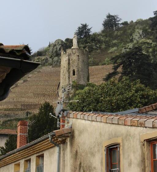 مبيت وإفطار Gîte Le Pied Du Géant   Local Sécurisé Pour Les Vélos