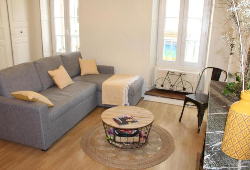 مبيت وإفطار Gîte Le Pied Du Géant   Local Sécurisé Pour Les Vélos