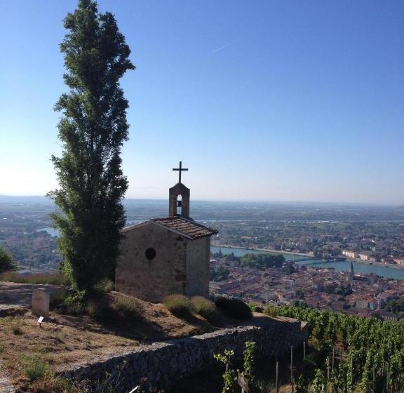 مبيت وإفطار Gîte Le Pied Du Géant   Local Sécurisé Pour Les Vélos
