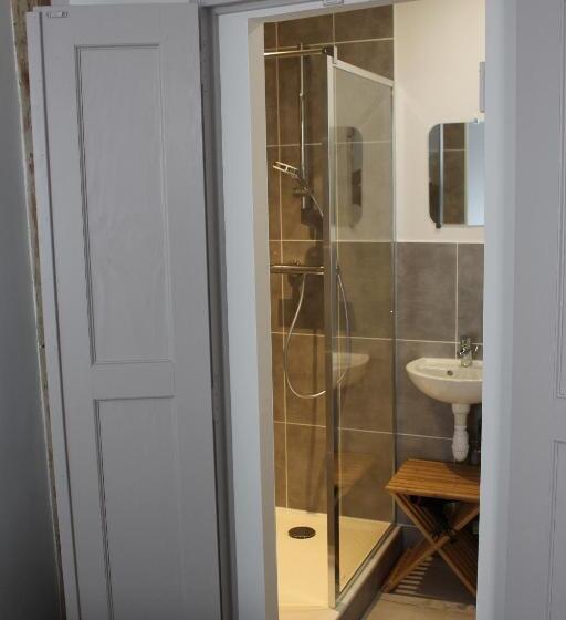 مبيت وإفطار Gîte Le Pied Du Géant   Local Sécurisé Pour Les Vélos