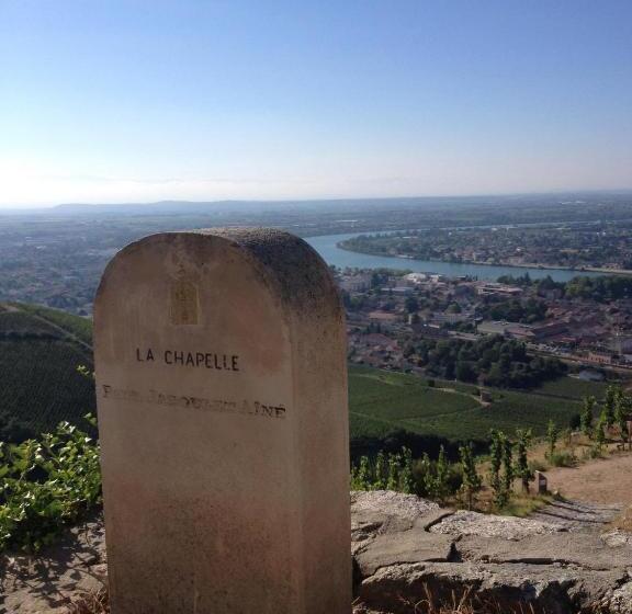 مبيت وإفطار Gîte Le Pied Du Géant   Local Sécurisé Pour Les Vélos