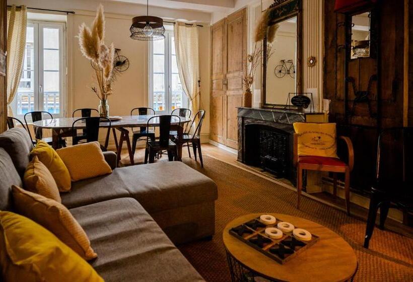 مبيت وإفطار Gîte Le Pied Du Géant   Local Sécurisé Pour Les Vélos