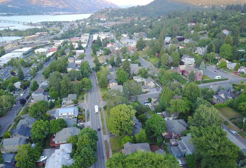 مبيت وإفطار Inn At The Gorge