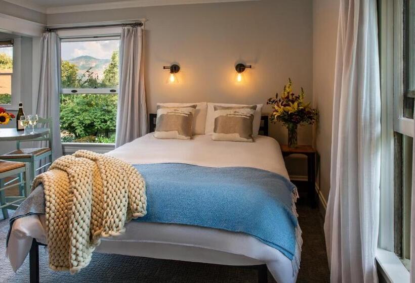 مبيت وإفطار Inn At The Gorge