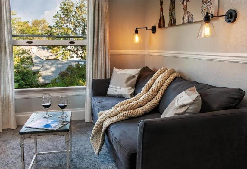 مبيت وإفطار Inn At The Gorge