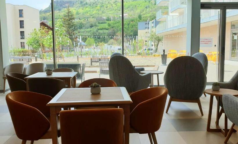 Domitys   Les Aiglons Blancs