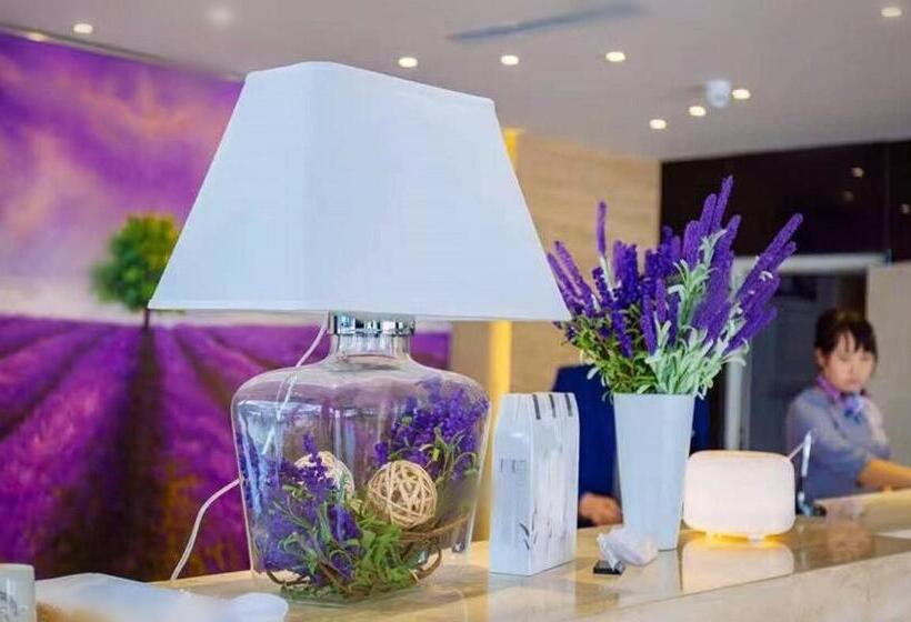 Lavande Hotel Yinchuan Railway Station Wanda