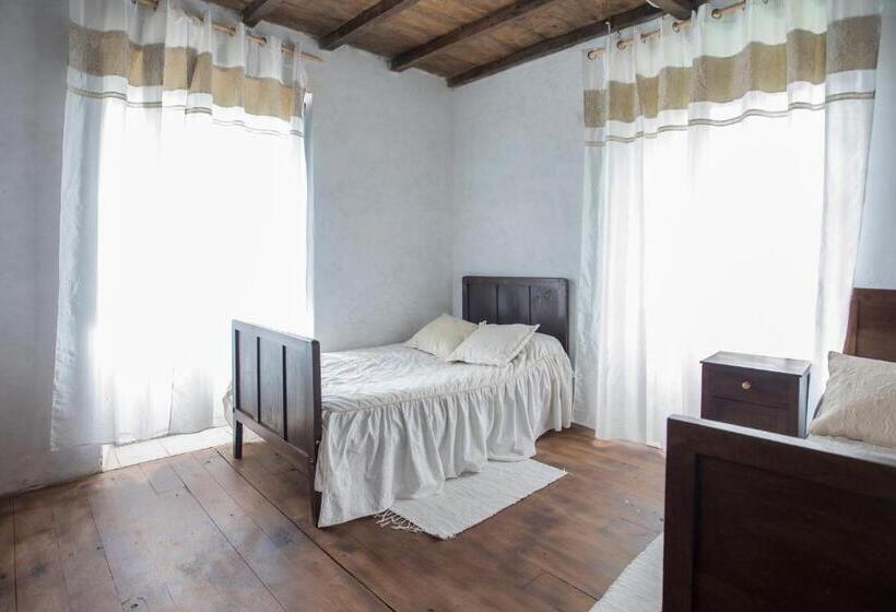 פנסיון A Fonte Das Bodas