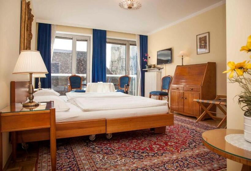 Pension Sacher   Apartments Am Stephansplatz