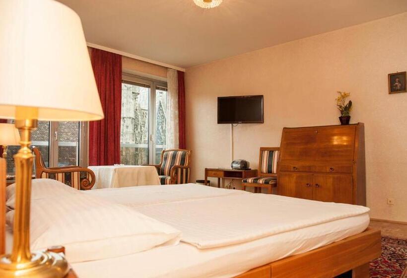 Pension Sacher   Apartments Am Stephansplatz