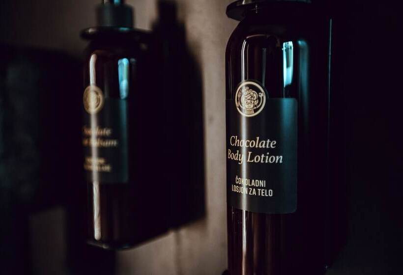 استراحتگاه Luxury Glamping Chocolate Village