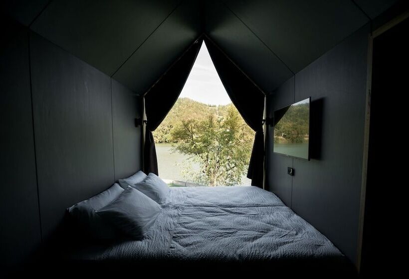 استراحتگاه Luxury Glamping Chocolate Village