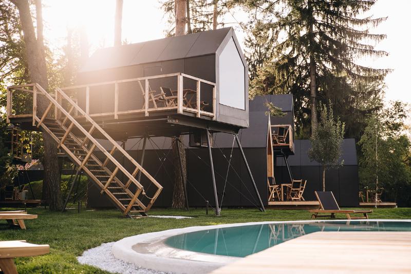 استراحتگاه Luxury Glamping Chocolate Village