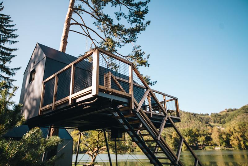 استراحتگاه Luxury Glamping Chocolate Village