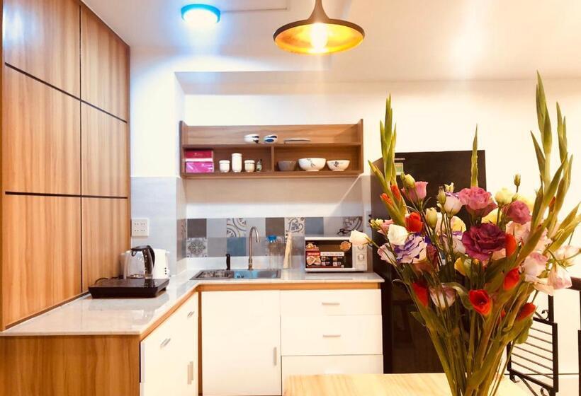 Stay Hostel 300m From The Ferry