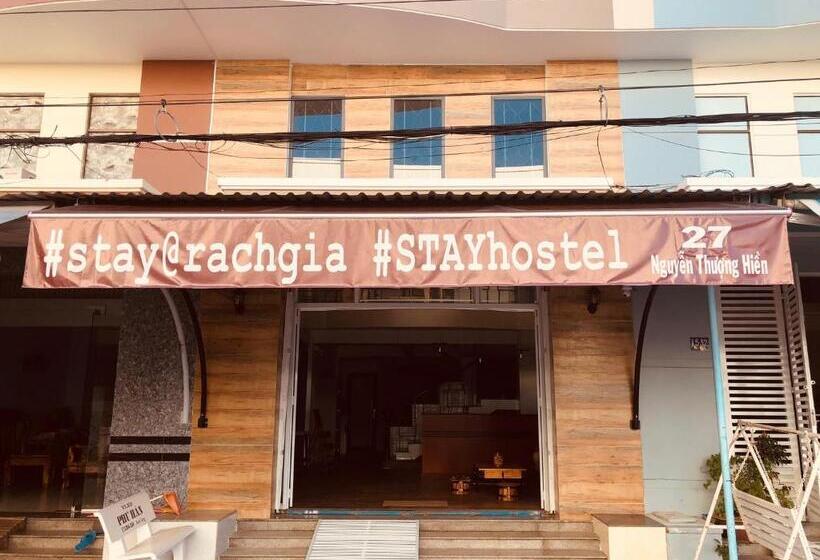 Stay Hostel 300m From The Ferry