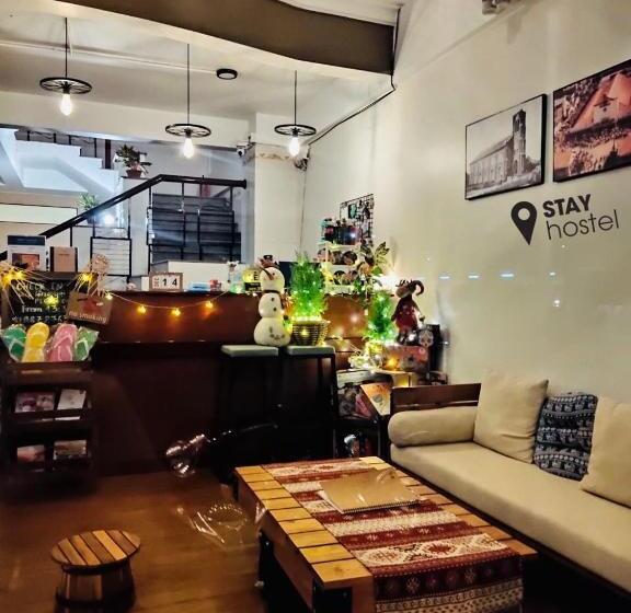 Stay Hostel 300m From The Ferry