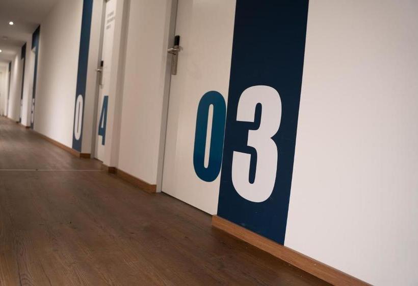 住宿加早餐  Upstairs By Mamas