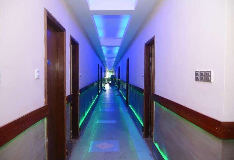 هتل Hill Town Residence