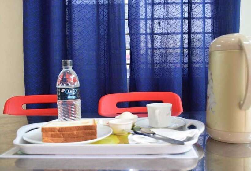 هتل Hill Town Residence