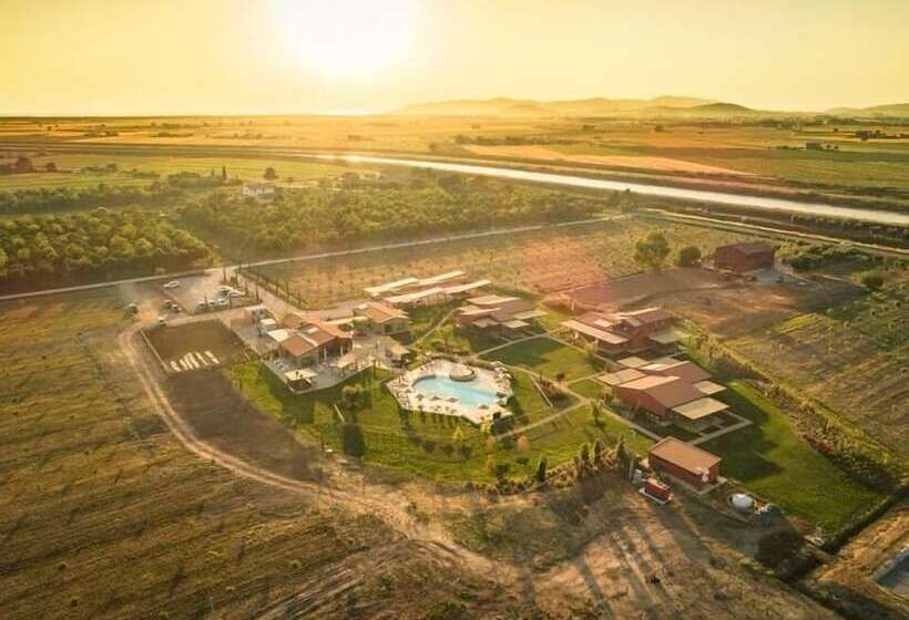 هتل Podere Maremma Spa & Ristorante
