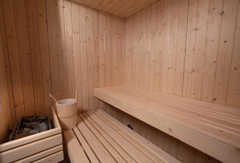 هتل Podere Maremma Spa & Ristorante