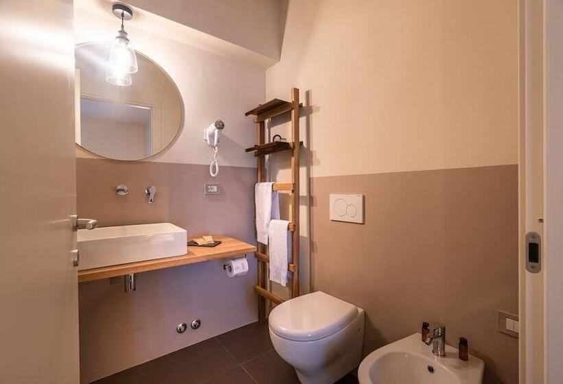 هتل Podere Maremma Spa & Ristorante