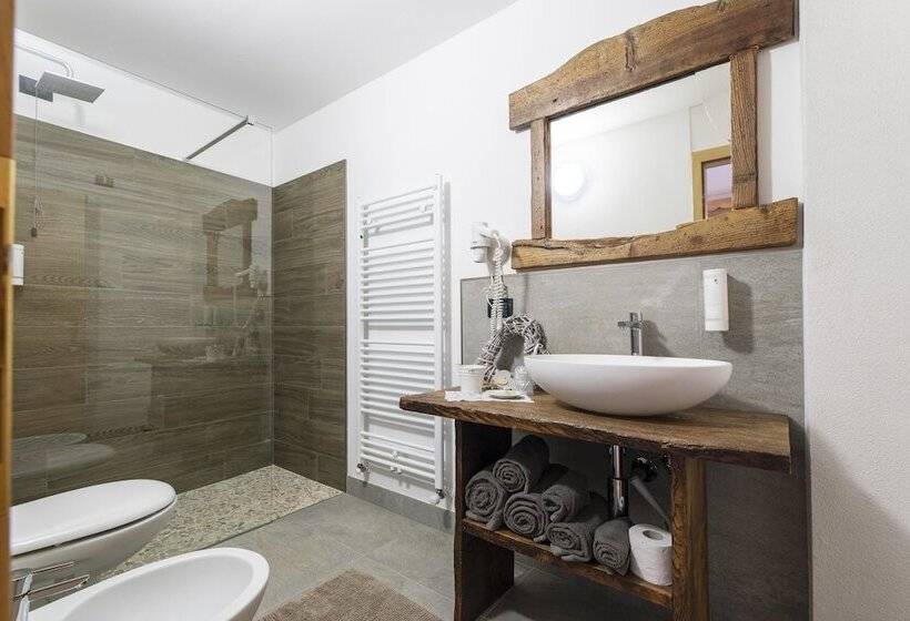 Отель Rifugio Cereda