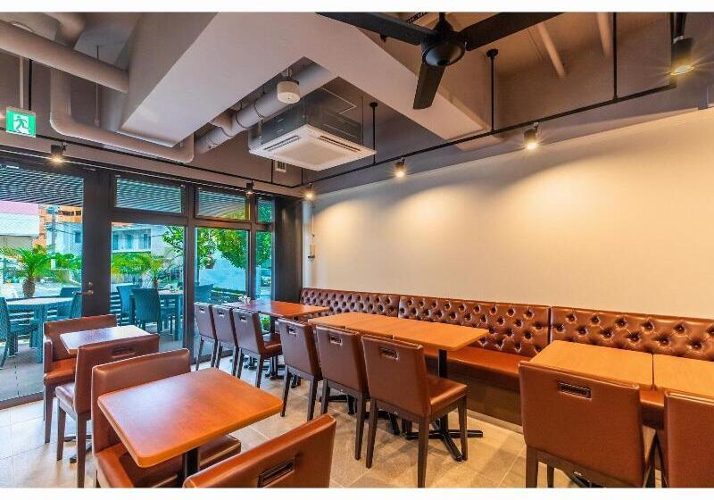 فندق Yenns Marina Inn Mercy