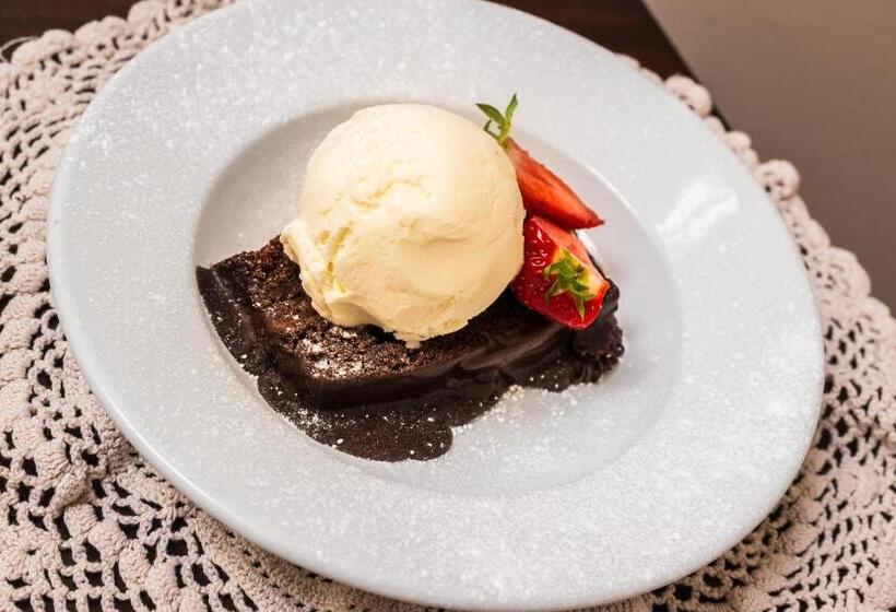 Royal Oak Hotel, Garstang