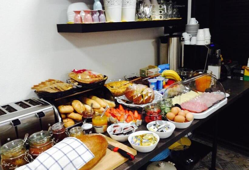 هاستل Boutique Apartments U Rolanda, Mikulášské Náměstí