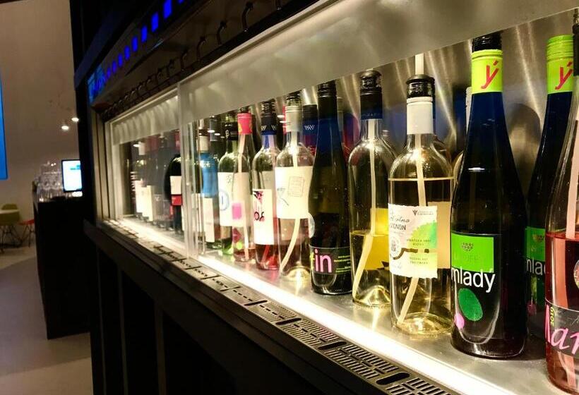 هاستل Boutique Apartments U Rolanda, Mikulášské Náměstí